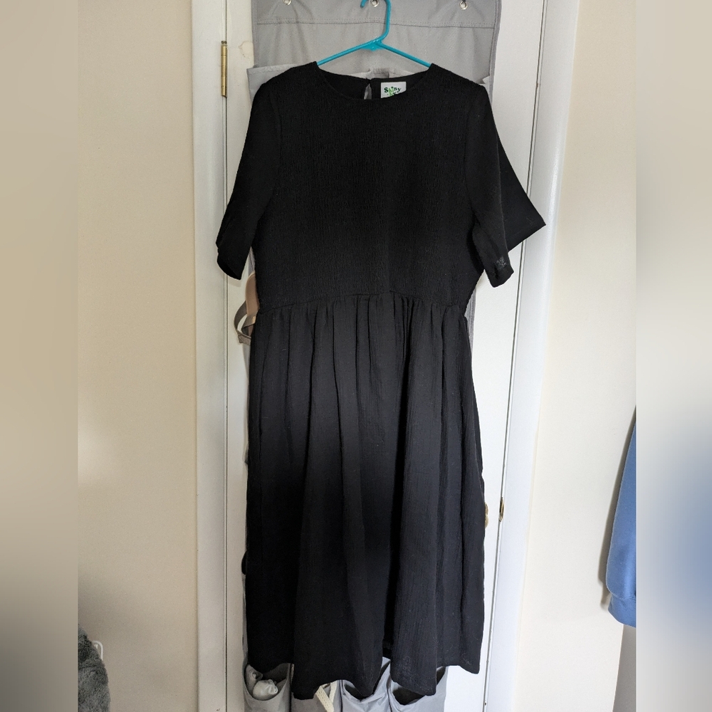 Shiny By Nature Simple Black Midi Dress